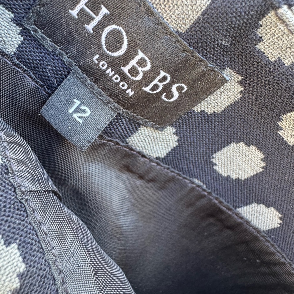 Hobbs of London Polka Dot Short Skirt - Navy and White - Gently Used - Picture 5 of 8